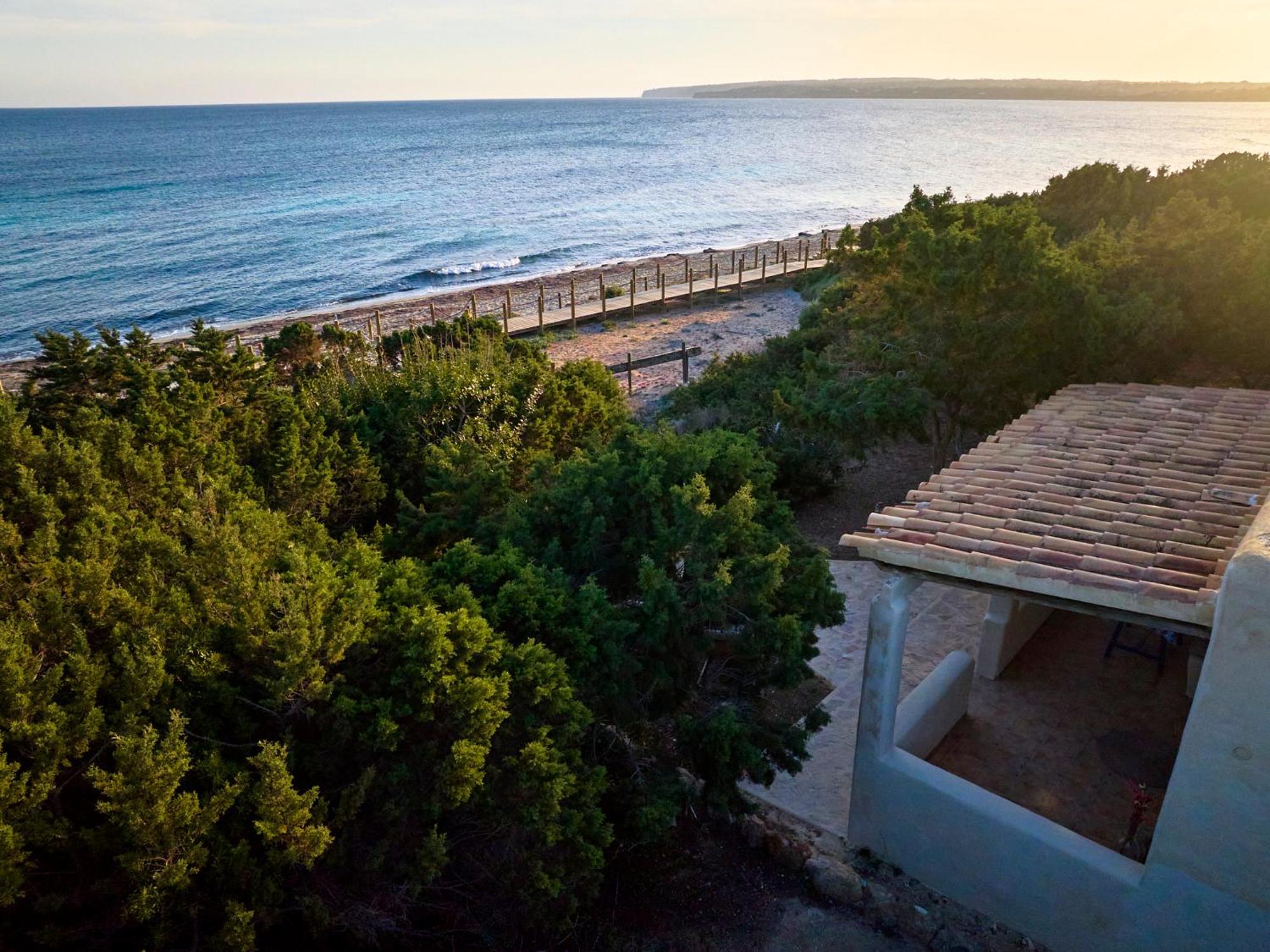 Apartamentos Meridium Es Migjorn Exterior foto